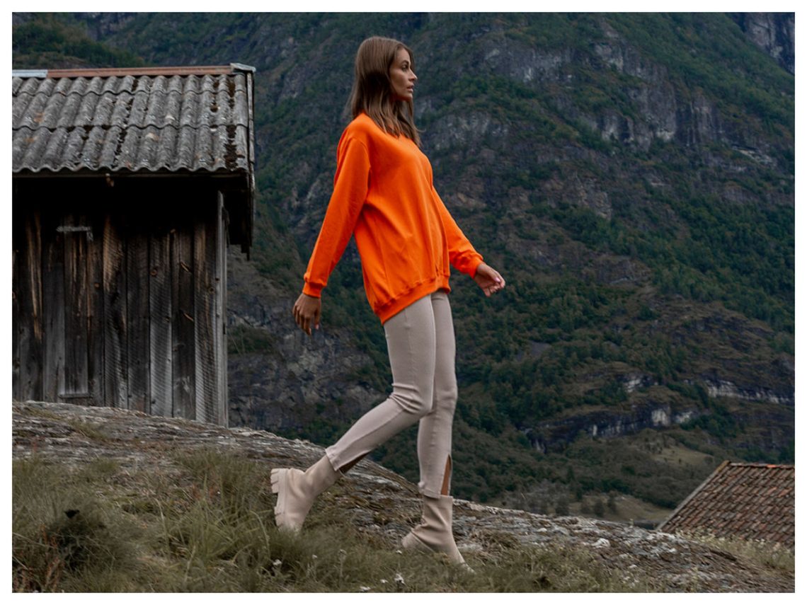 Bluza damska oversize basic feel good - stylowy wybór każdej modnej kobiety